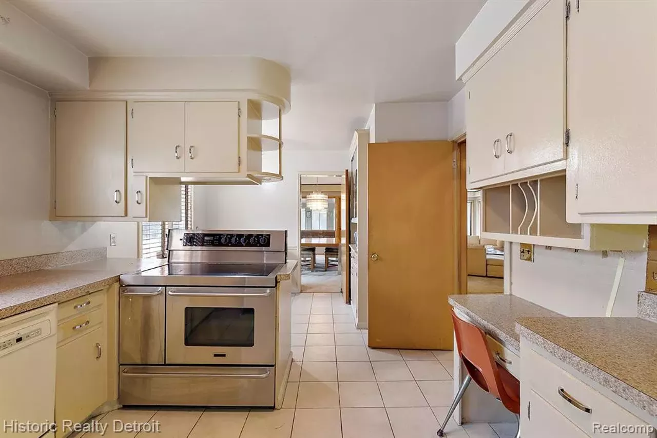 Image: A stylish Mid-century modern home in Detroit’s Sherwood Forest neighborhood hit the market [PHOTOS]