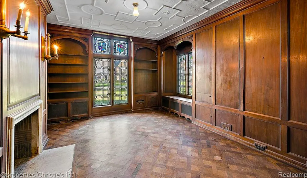 Image: This Palmer Woods home is up for sale and once belonged to a Detroit Tigers owner